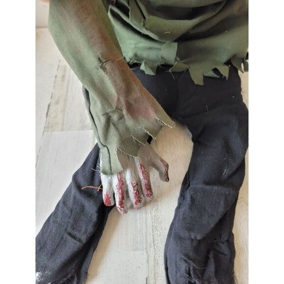 Halloween animated moaning zombie blood monster prop decor scary dead - Picture 5 of 16